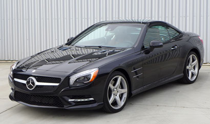 The hard top of the 2013 Mercedes-Benz SL550 Roadster