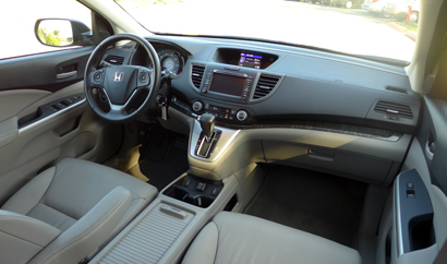 An interior view of the 2014 Honda CR-V EX-L AWD
