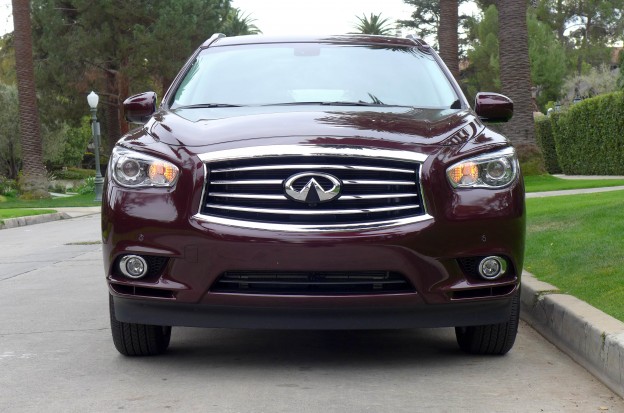 A front view of the 2014 Infiniti QX60 3.5 AWD