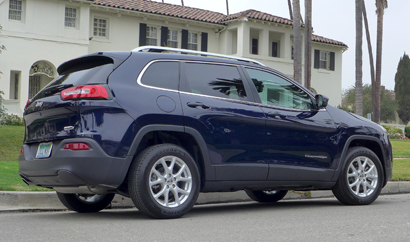 A rear view of the 2014 Jeep Cherokee Latitude