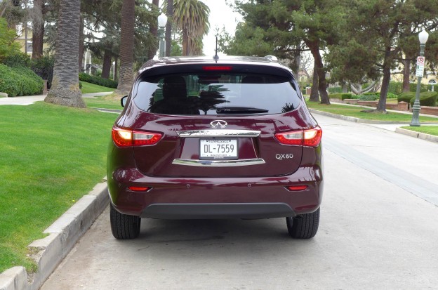 A rear view of the 2014 Infiniti QX60 3.5 AWD