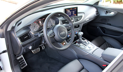 The interior of the 2014 Audi S7 quattro S tronic