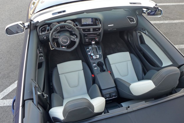 The gorgeous, two-tone leather seats of the 2014 Audi S5 Cabriolet