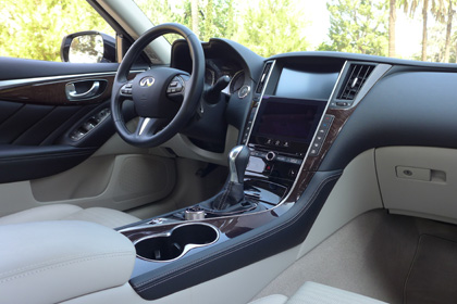 Infiniti Q50s interior left