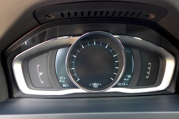 2015 Volvo S60 Instruments