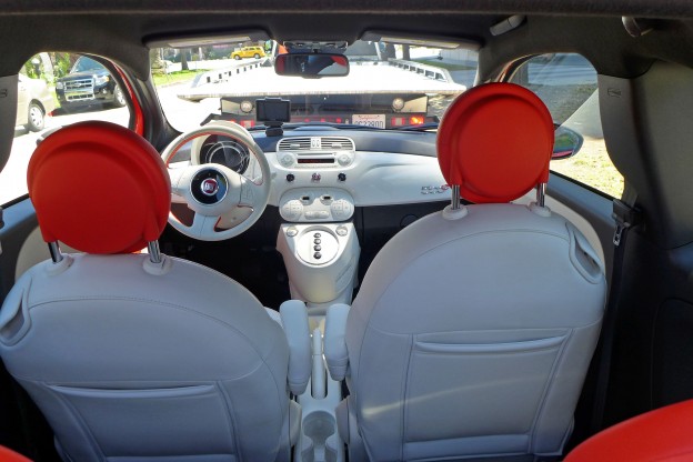 Fiat 500 interior and dash