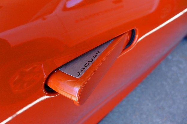 2015 Jaguar F-Type R door handle detail