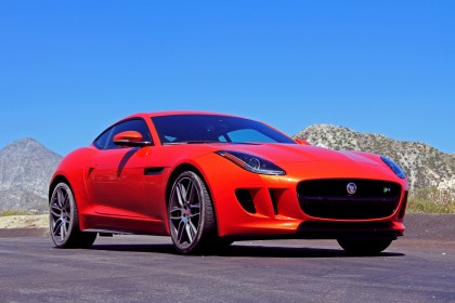 2015 F-Type R front three quarter view