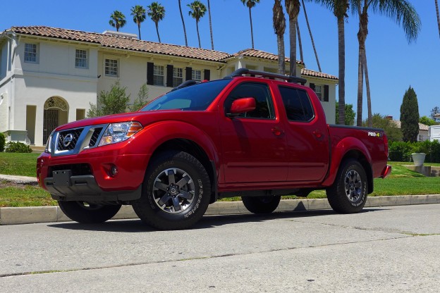 2014 Frontier front three quarter