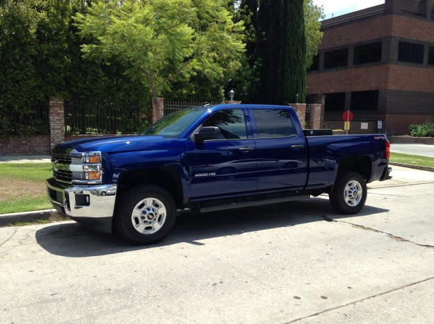 2015 Silverado Front Three Quarter View