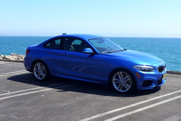 2015 BMW 228i Coupe three-quarter front view