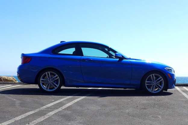 2015 BMW 228i Coupe Right Side