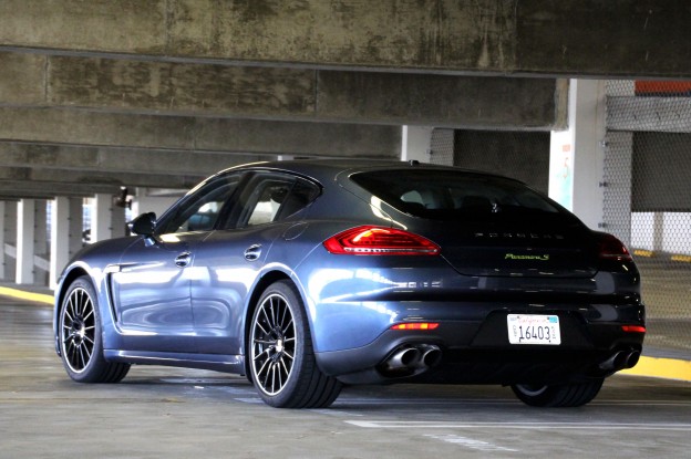 2015 Panamera Rear Left Three Quarter