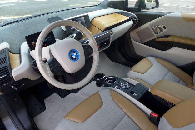 2015 BMW i3 dash