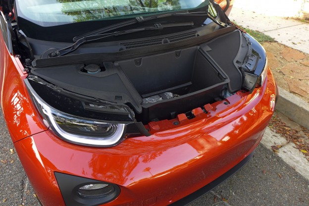 2015 BMW i3 front cubby