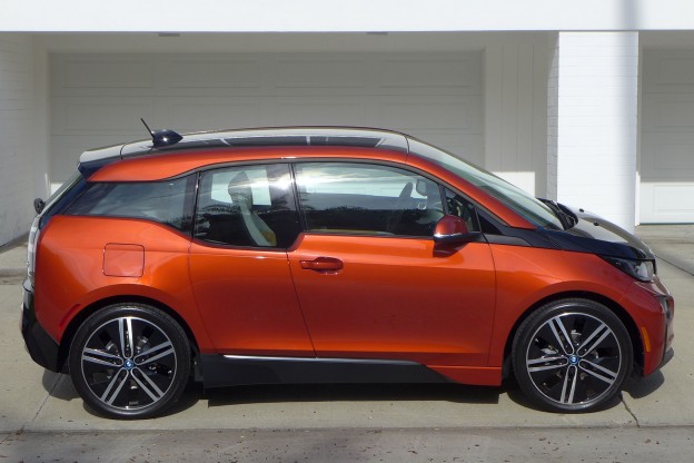 2015 BMW i3 side