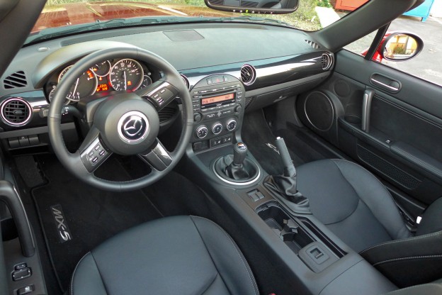 2015 MX-5 dashboard