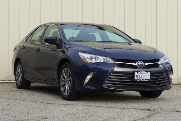 Camry Hybrid front three quarter view