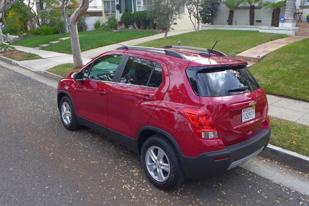 chevrolet trax rear three quarter top