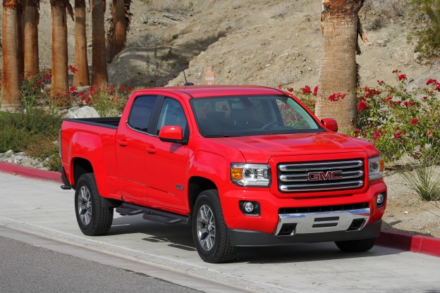 2015 Canyon Front three quarter