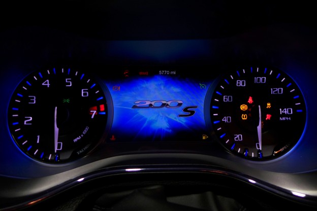 Chrysler 200S dash gauges