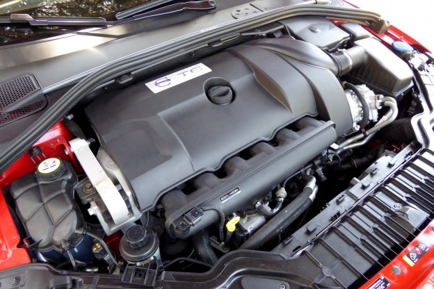 2016 Volvo V60 T6 motor