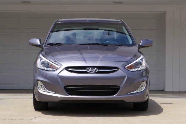 2015 Accent front view