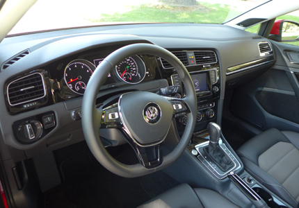 An interior view of the 2015 Volkswagen Golf SportWagen