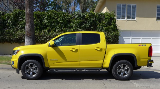 Chevrolet Colorado Side View