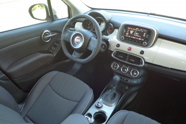 2016 Fiat 500X Interior