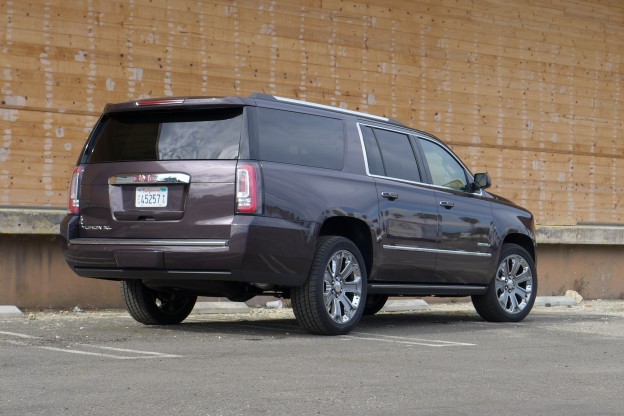 2016 GMC Yukon rear three quarter