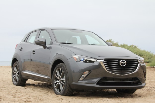 2016 Mazda CX-3 front quarter