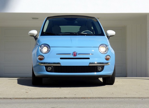 Front view of the 2015 Fiat 500C 1957 Edition