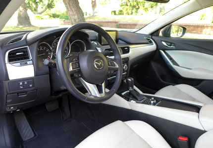 Interior of the 2016 Mazda6 i Grand Touring