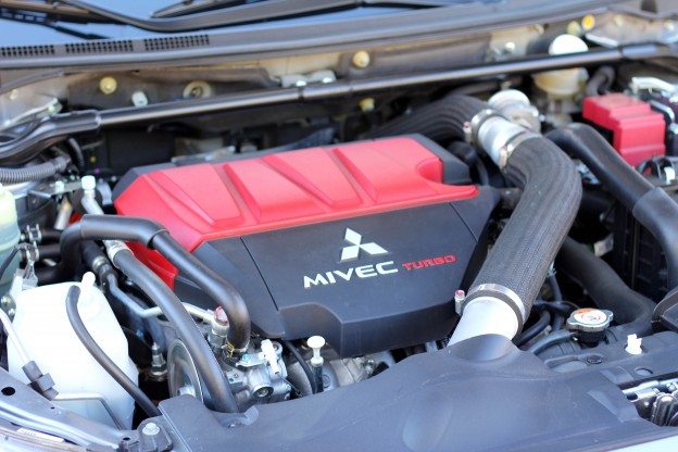 The 2.0-liter turbocharged DOHC engine in the 2015 Mitsubishi Lancer Evolution GSR