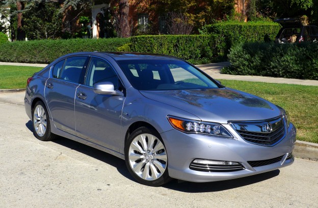 A three-quarter front view of the 2016 Acura RLX Hybrid