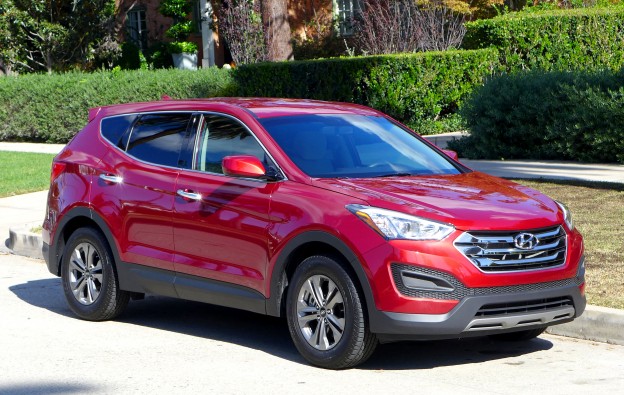 A three-quarter front view of the 2016 Hyundai Santa Fe Sport FWD 2.4