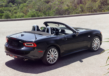 A three-quarter rear view of the 2017 Fiat 124 Spider