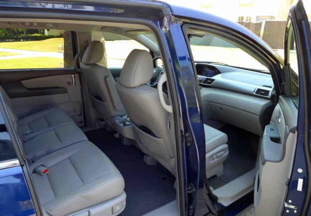 An interior view of the 2015 Honda Odyssey 5-Door Touring Elite