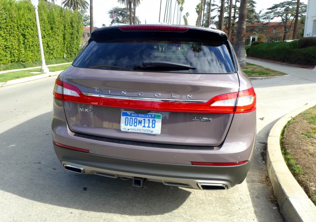 A rear view of the 2016 Lincoln MKX Black Label AWD