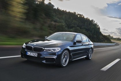 A three-quarter front view of the 2017 BMW M550i xDrive